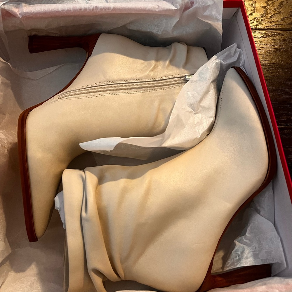Vince Camuto Cream Heeled Boots with Pointed Toe